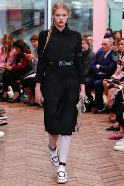 Look 33